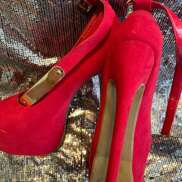 Ami Clubwear platform stilettos - Picture 2 of 3